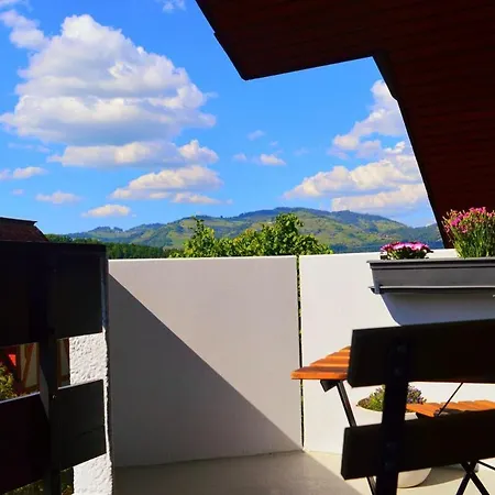 Spiezstationloft アパート *